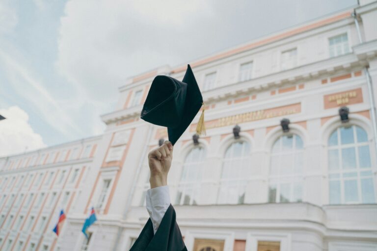 AI Career Change: Why More People Are Trading the 9-to-5 for an Online Degree AI career change online degree
